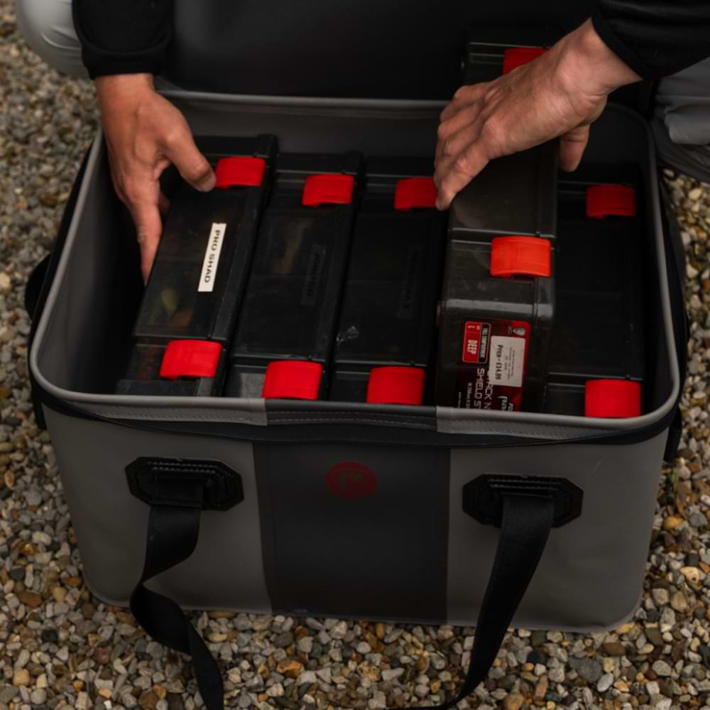 FOX RAGE Pro Series Medium Welded Bag