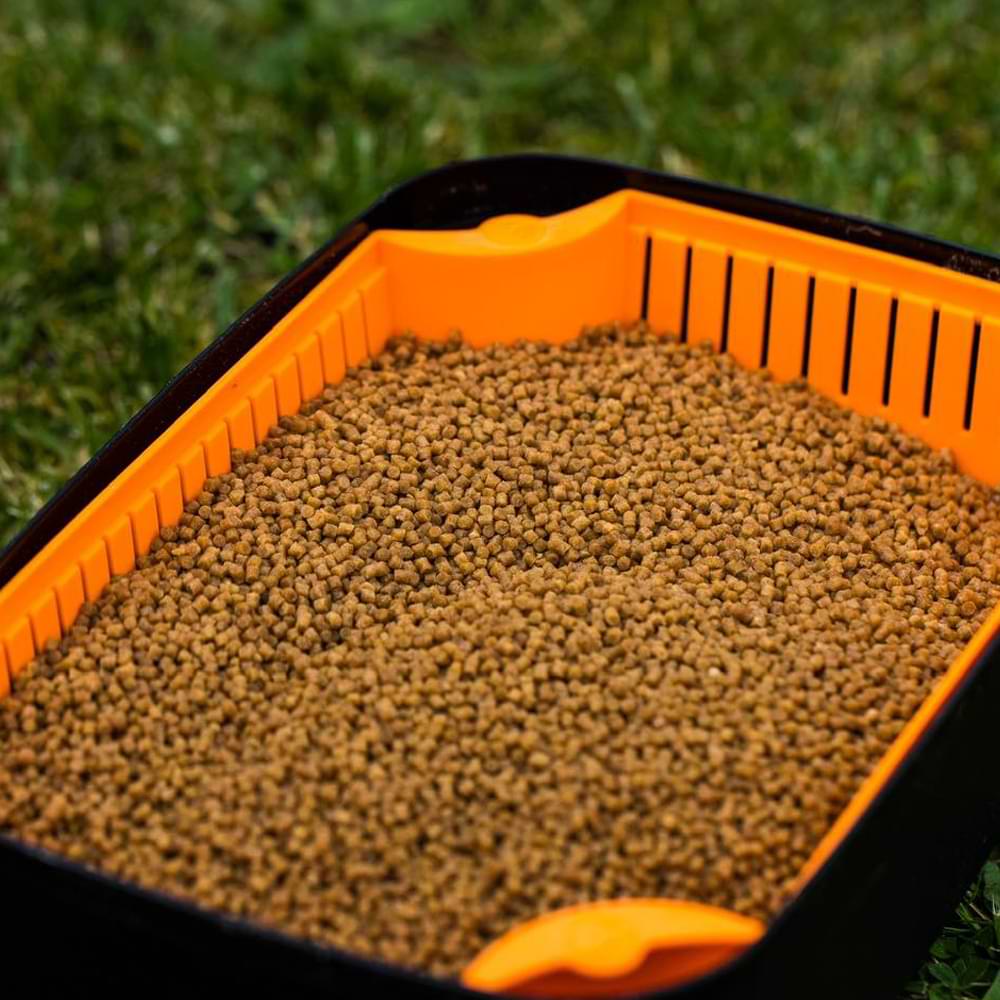 GURU 5 pint Bait Strainer 