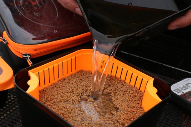 GURU Bait Strainer 3 pints