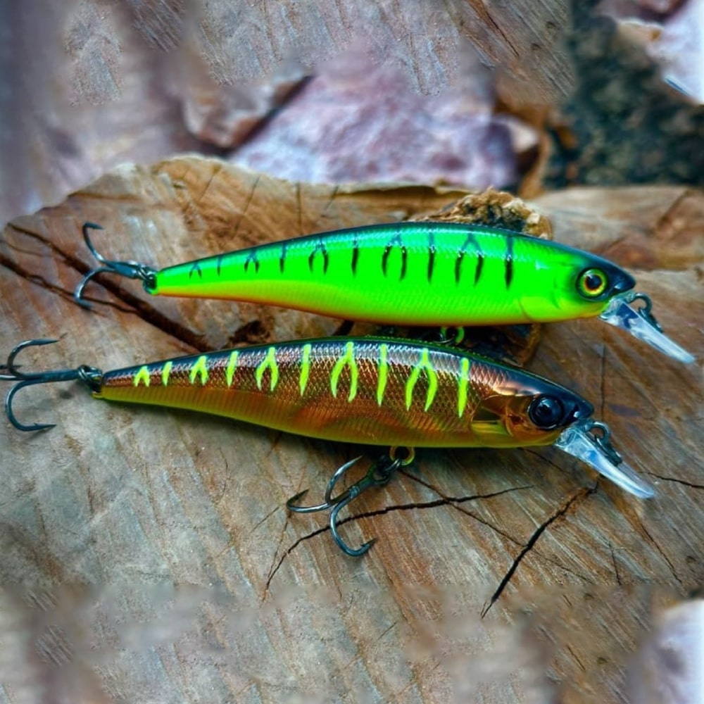 JACKALL Squad Minnow 95SP 95mm 14g Suspending