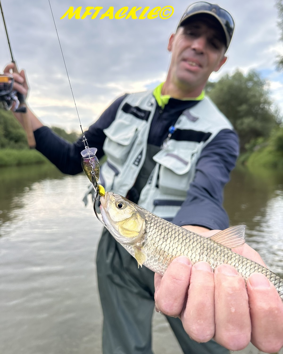 JACKALL Micro Tappy 54mm 4.8g Floating