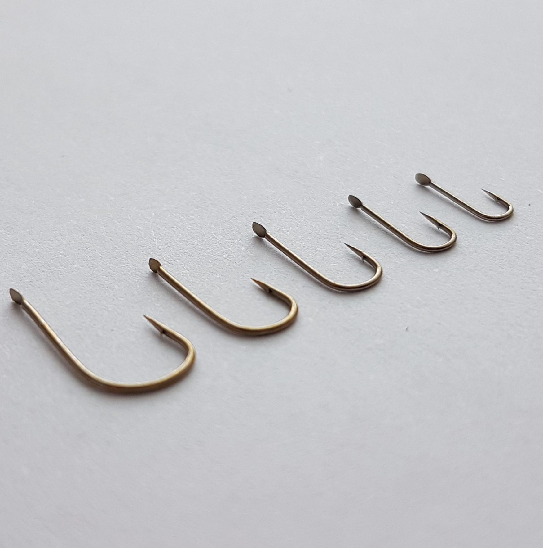 KAMASAN B711 X-Strong Wide Gape Bronze