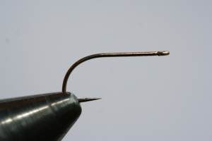 KAMASAN B525 Eyed Whisker Barb