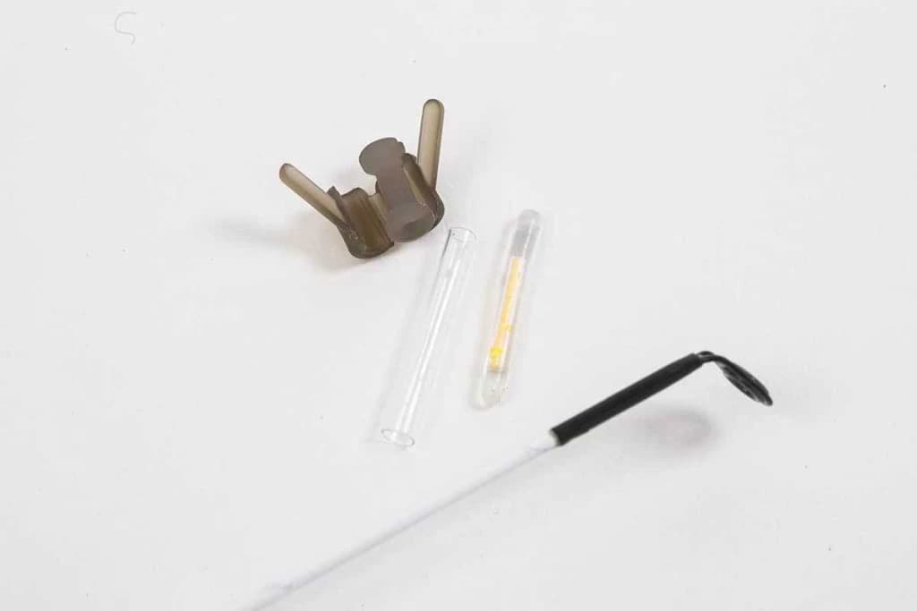 KORUM Light Stick Holder Kit