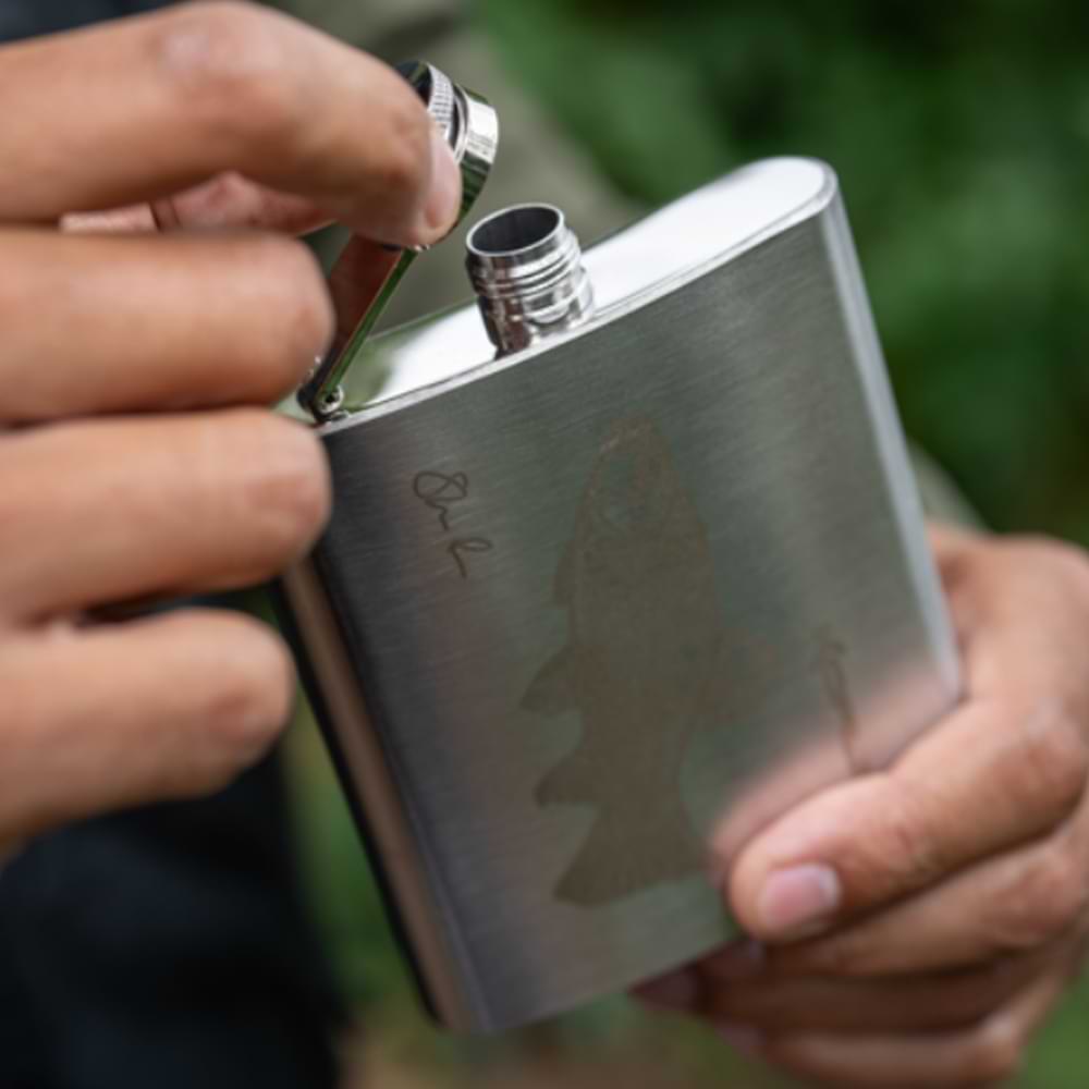 KORUM Classic Hip Flask Tench 7oz