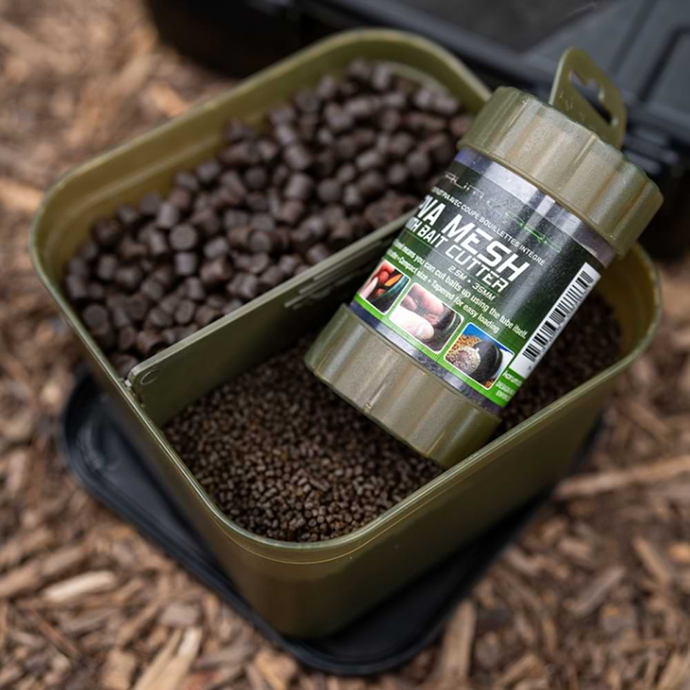 KORUM Divided Bait Tub - 2Pt/1.13L