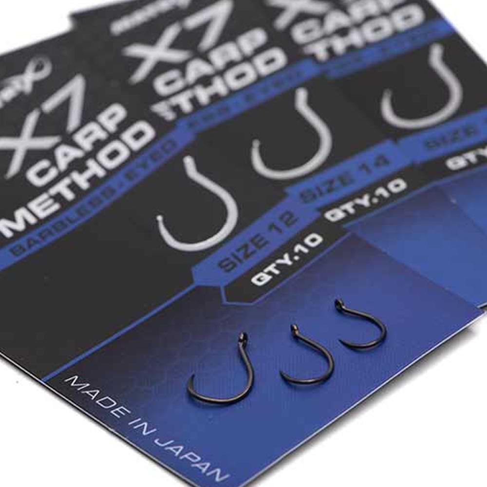 MATRIX X7 Carp method Barbless Eyed