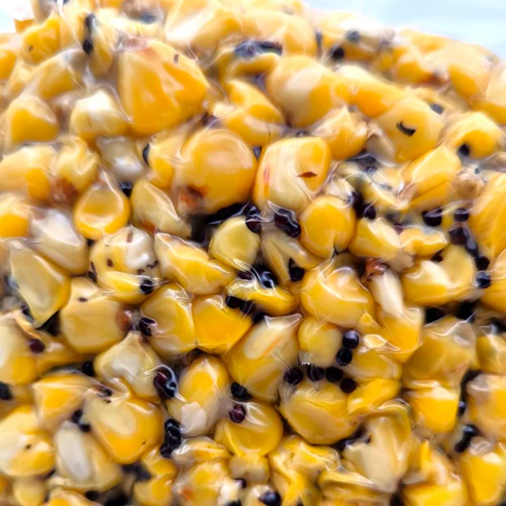 NBURN Baits Corn & Rape Mix 1kg