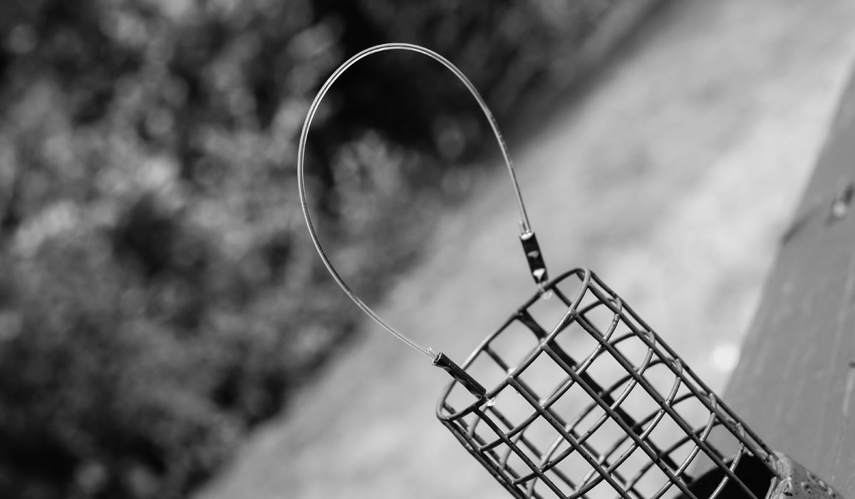 PRESTON Dinstance Cage Feeder New - Small