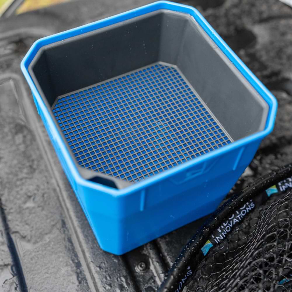 PRESTON 4 Pint Bait Tub - 2023