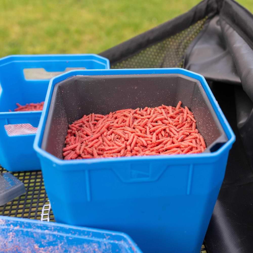 PRESTON 4 Pint Bait Tub - 2023