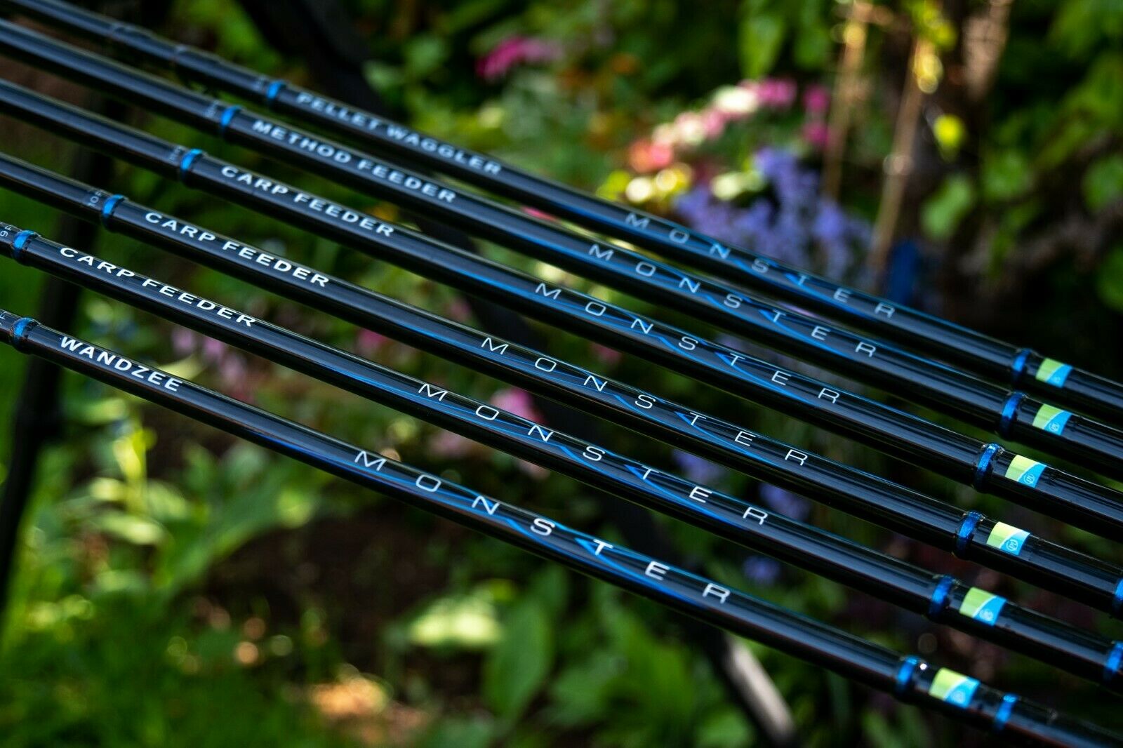 PRESTON Monster X 9ft Carp Feeder