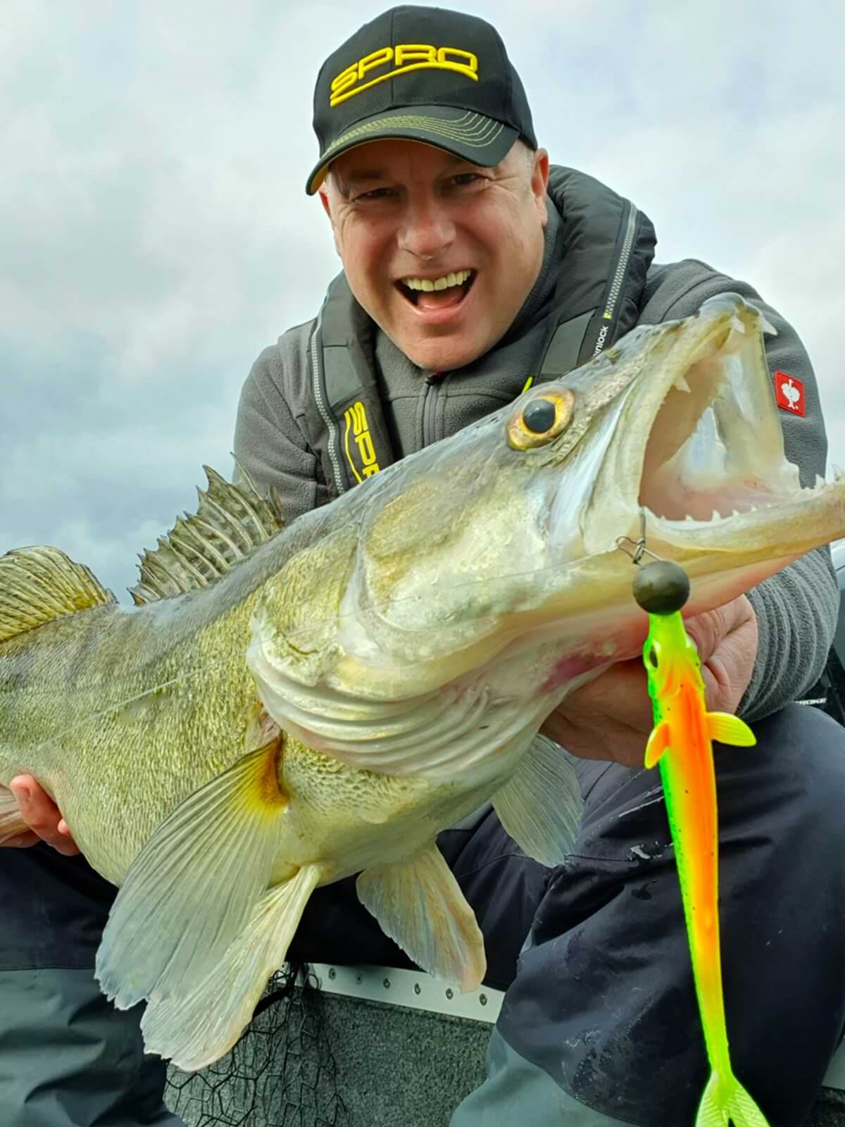 SPRO Iris V-Power 20cm 25g