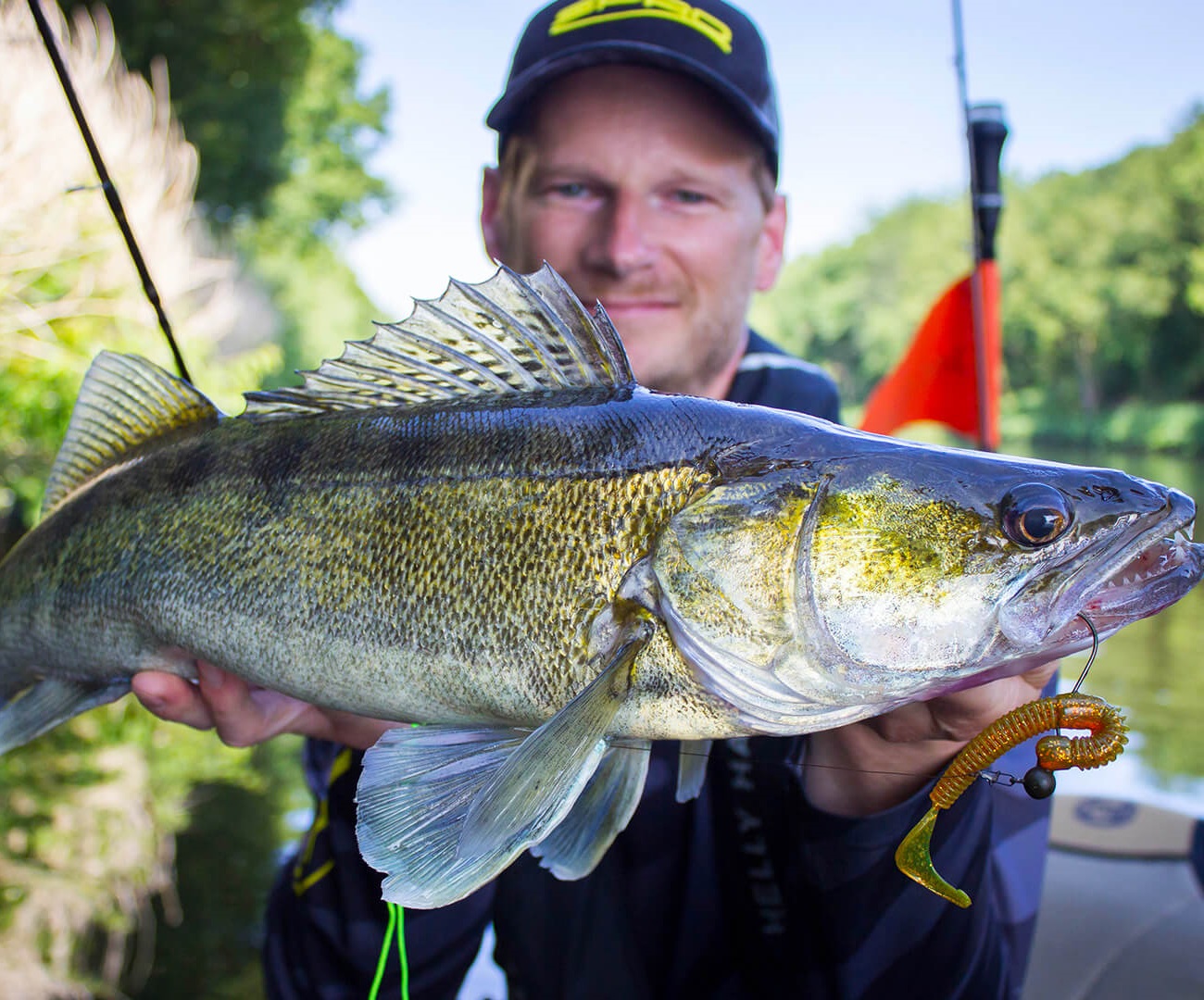 SPRO Scent Insta Worm 11cm 5g