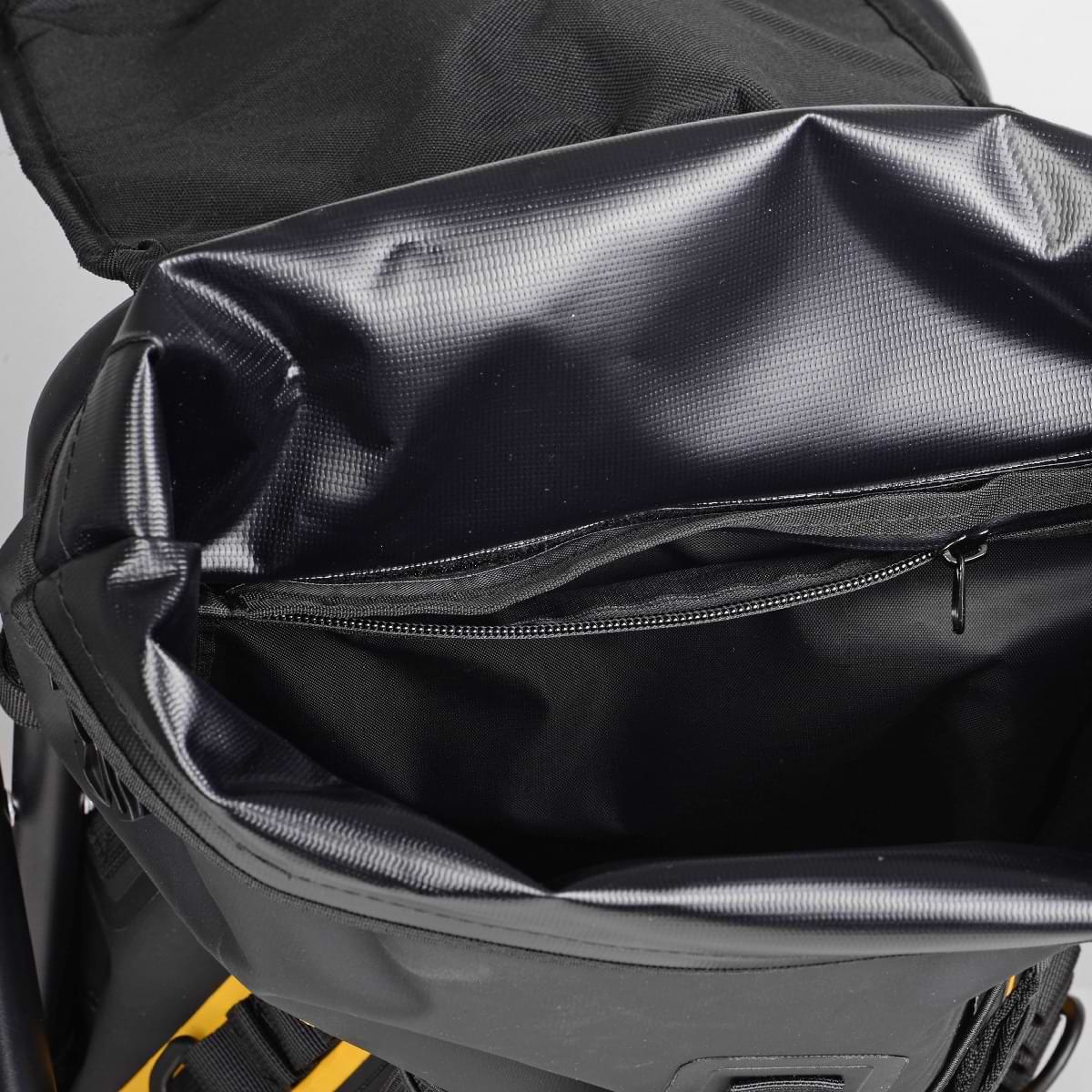 SPRO Black Sitpack 40