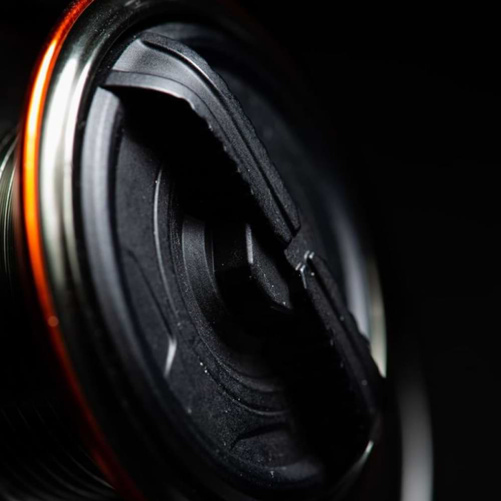 SAVAGE GEAR SG2 3000 FD and Graphite Spare Spool