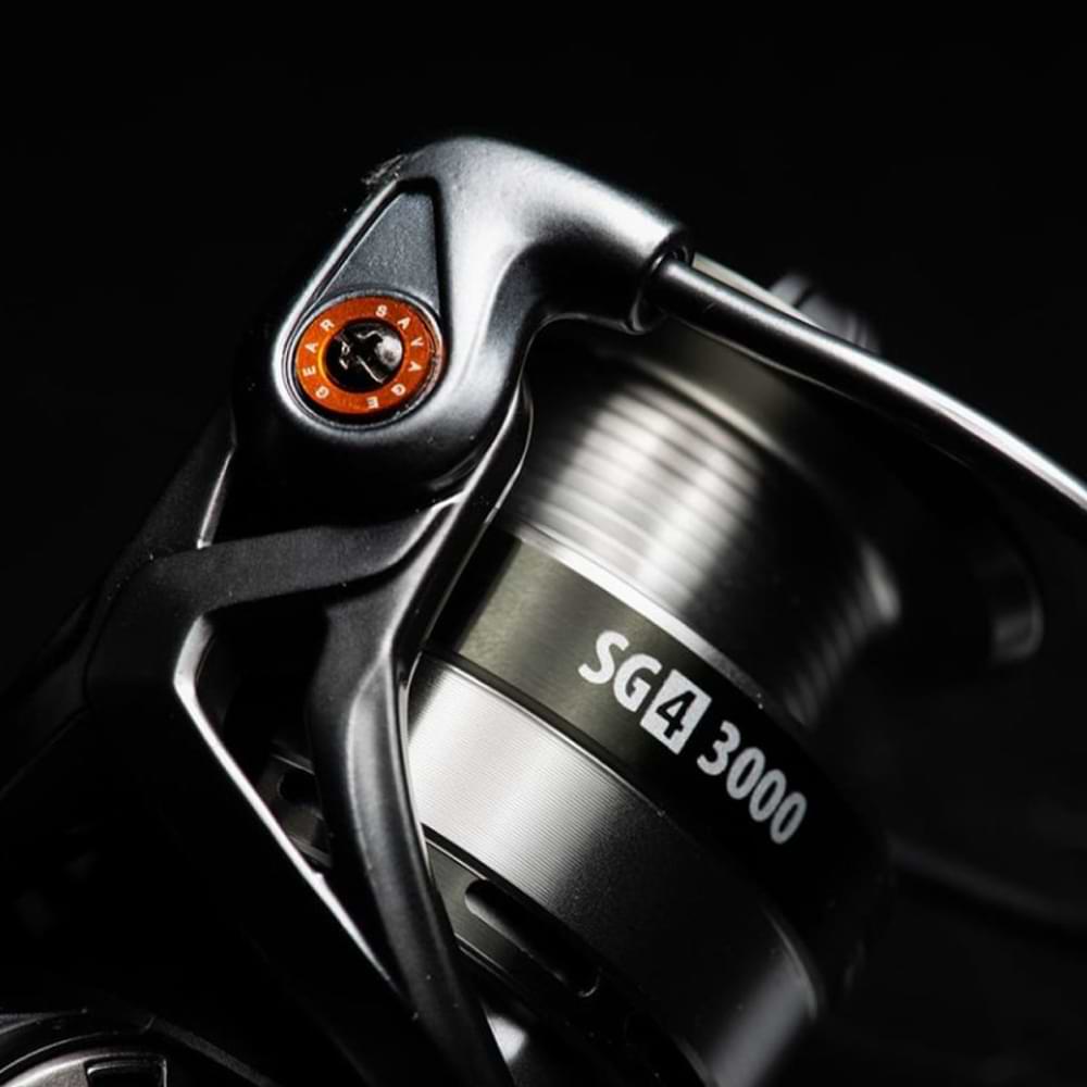 SAVAGE GEAR SG4 3000 FD and Graphite Spare Spool