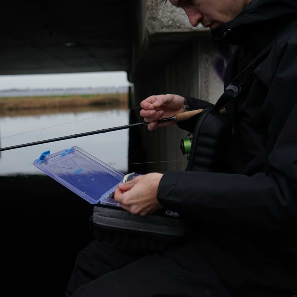 SHIMANO Yasei Medium Sling Bag