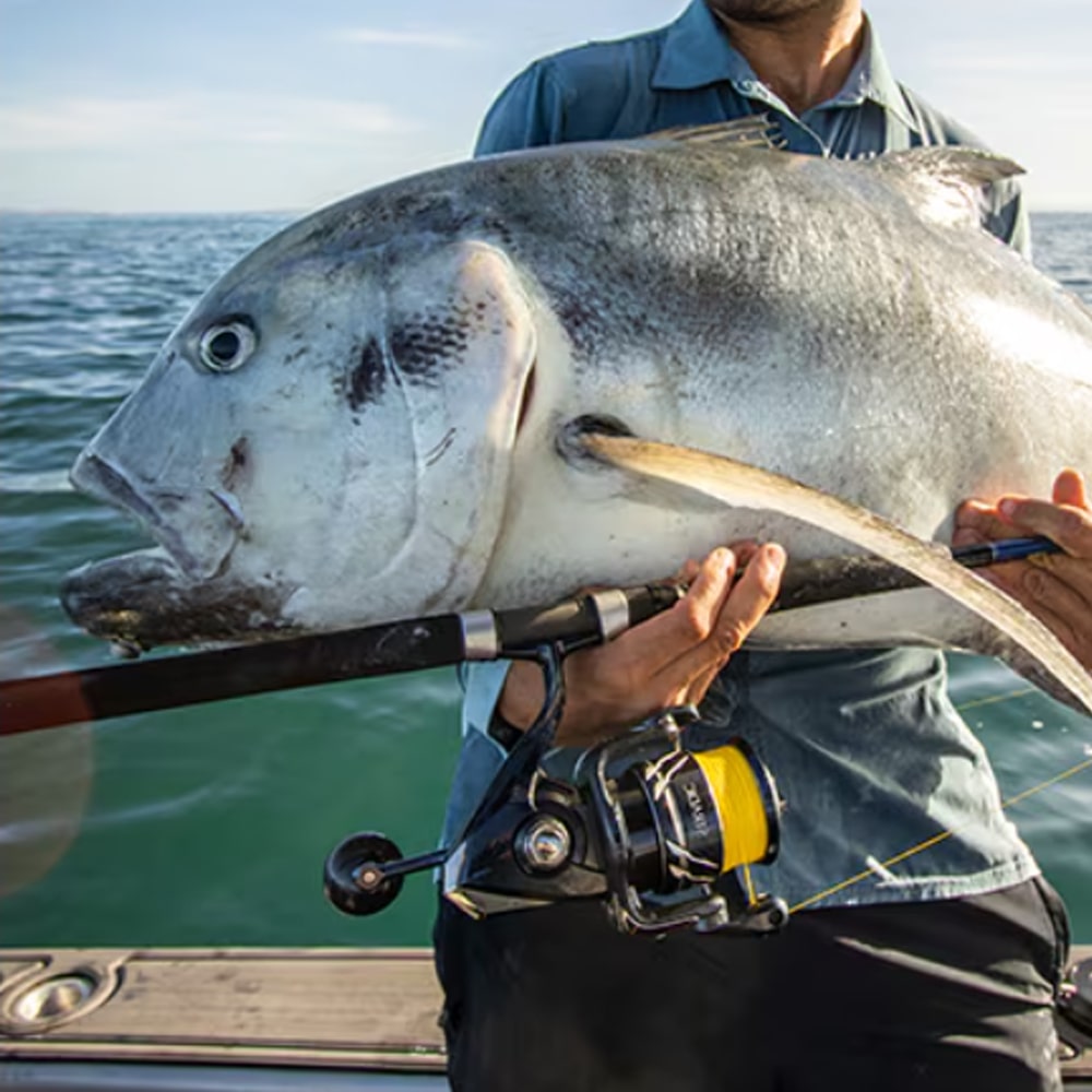 SHIMANO Stradic SW B 4000 XG - 2024