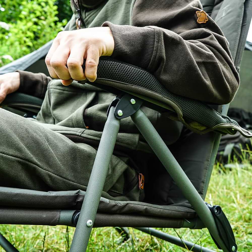 STRATEGY Lounger 52 Chair