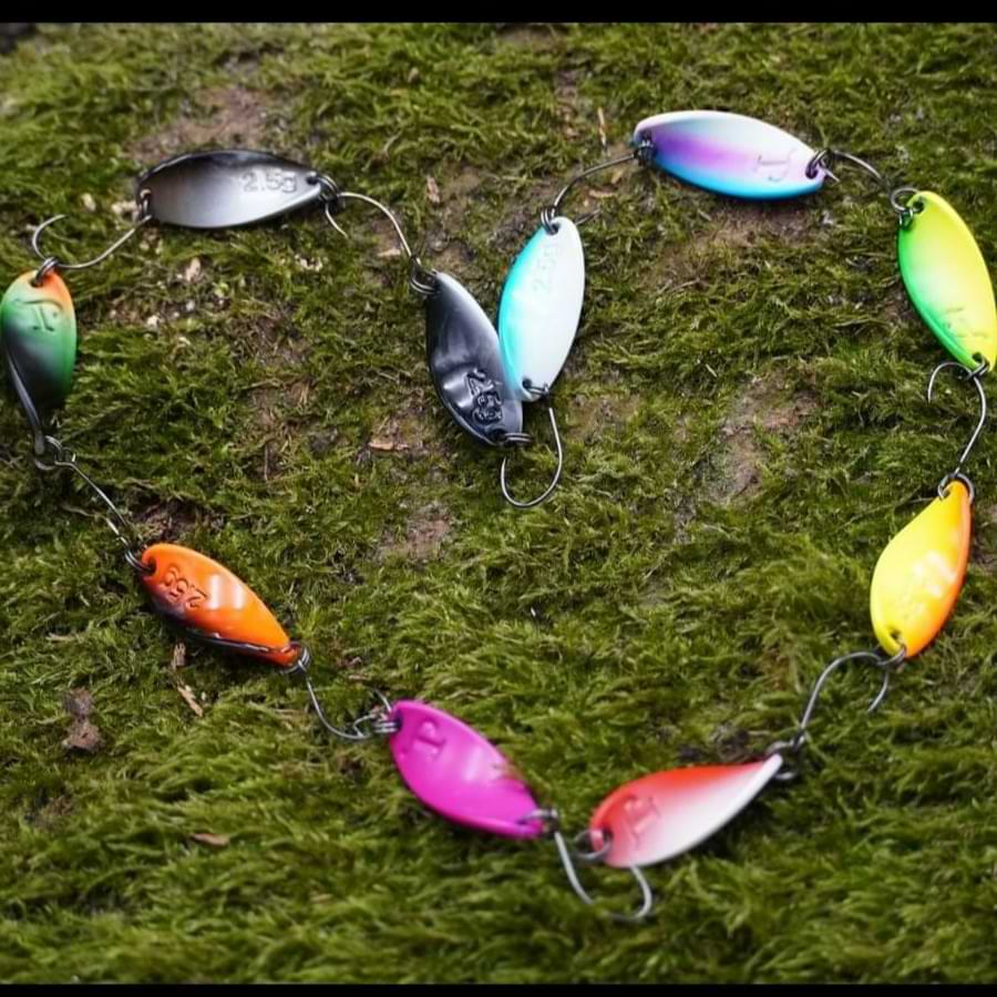 TROUT MASTER Incy Spin Spoon 2.5g