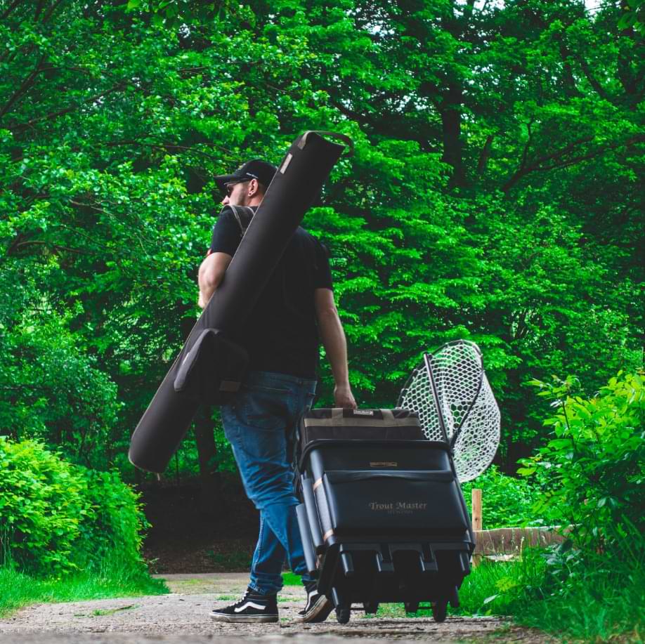 TROUT MASTER Sit N Fish Caddy